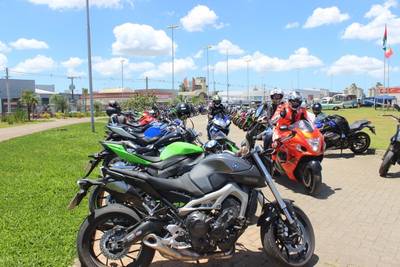 Motociclistas do Sul do país ocupam Parque das Nações