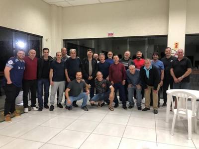 Cooperados do Rio América participam de jogo de bocha na Coopercocal