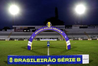 Jogadores de time da Série B emitem nota e ameaçam parar o futebol por atrasos salariais