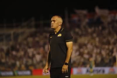 Eduardo Baptista avalia derrota e afirma: “Tem que ter concentração para não errar”