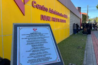Famílias de alunos da Afasc começam a receber kits de alimentação nesta quarta-feira