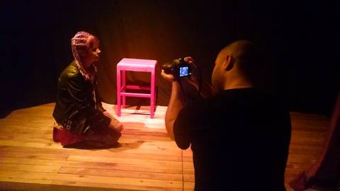 Escola de teatro faz audições para videoclipe