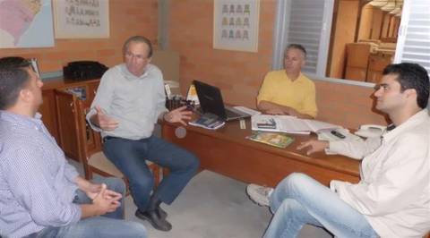 Johnny e Luiz Henrique visitam empresários de Urussanga