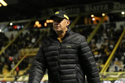 Eduardo Baptista lamenta pontos perdidos que deixariam Criciúma 'confortável' na tabela