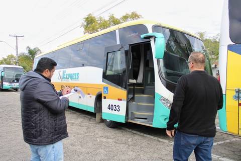 Governo de Morro da Fumaça realiza vistoria de qualidade do transporte escolar