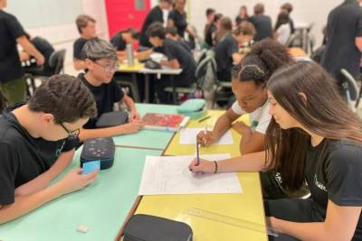 Projeto solidário mobiliza estudantes em campanha de arrecadação de livros