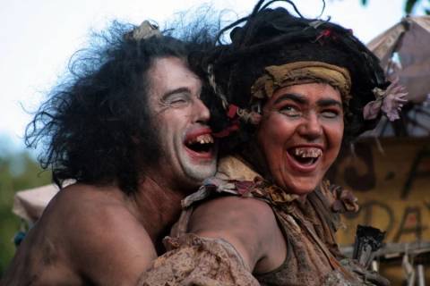 Sarau Revirado: projeto leva peças teatrais e apresentações culturais gratuitas em Criciúma
