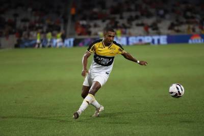 Ex-lateral do Criciúma é anunciado por clube da Série B