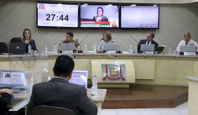 Perturbação do sossego na saída de boates é assunto debatido no Legislativo criciumense
