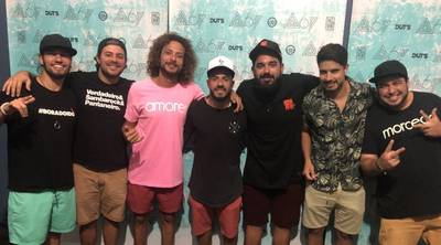 Atitude 67 na Praia Brava 