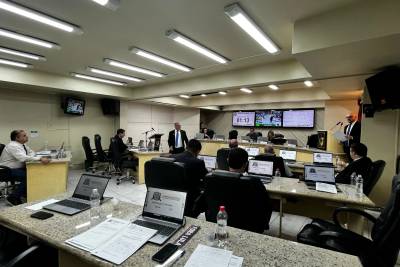 Legislativo criciumense aprova projeto que cria mais vagas para professores auxiliares
