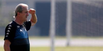 Ex-técnico do Criciúma, Renê Weber morre vítima da Covid-19