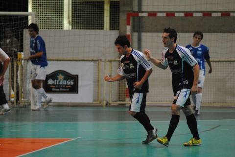 Siderópolis garantida, Criciúma fora no futsal