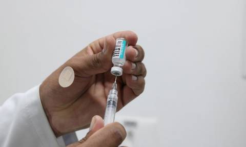 Anvisa autoriza ampliação da validade da vacina Comirnaty