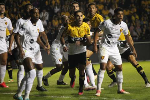 Criciúma defenderá invencibilidade em retrospecto contra o Sport