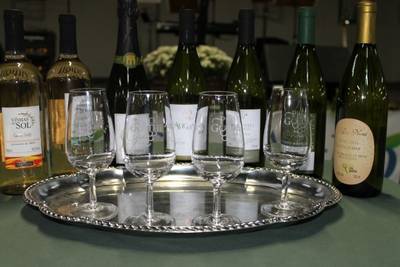 A feira também é lugar para um bom vinho