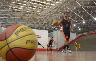 Colégio Marista recebe torneio LSCB