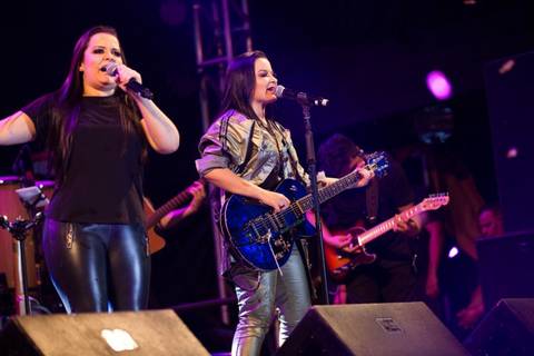 Maiara e Maraisa se apresentam nesta quinta-feira em Balneário Rincão