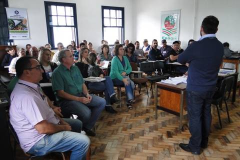 Urussanga recebe curso de extensão na Agropecuária