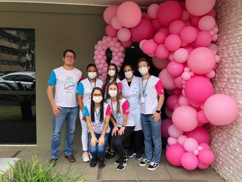 URC encerra campanha Outubro Rosa e reforça importância da prevenção