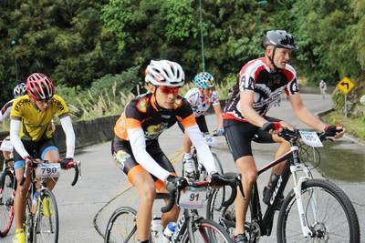 Desafio reúne 1.500 ciclistas na Serra