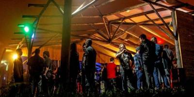 Sábado de Festival de Aniversário da Colher de Chá