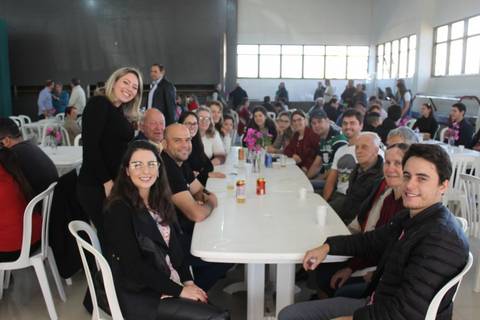 Abrigo Lar Azul em Festa 