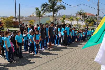 Escolas de Morro da Fumaça iniciam celebração da Semana da Pátria