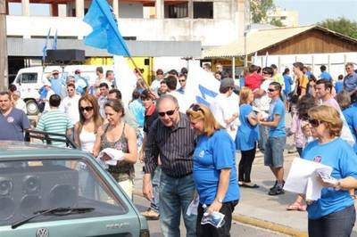 Adesivaço mostra força de Dilnei e Sasso