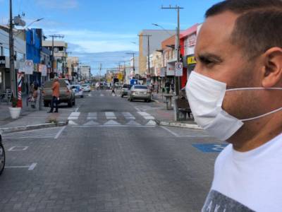 Após aumento de casos de Covid-19, Imbituba decreta que servidores voltem a usar máscaras 