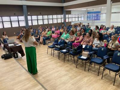 Escolas municipais recebem novos equipamentos de som