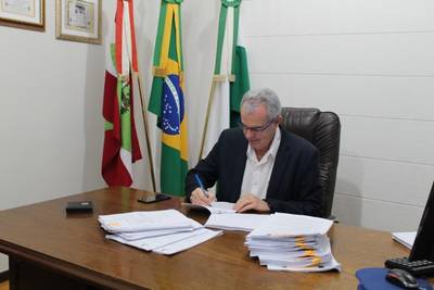 Reeleito em Urussanga, Cancellier comemora superávit para dar sequência em obras estruturantes