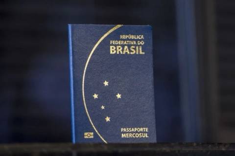 Suspensão de novos agendamentos de passaporte já afeta sistema em Criciúma