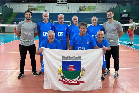 Jasti: Morro da Fumaça marca presença com equipe de vôlei 60+