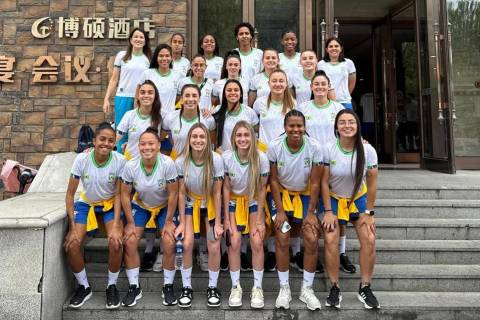 Meninas Carvoeiras iniciam participação em competição internacional na China