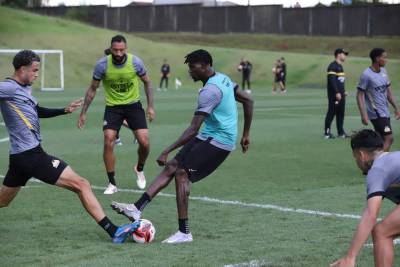 Fotos: Criciúma tem final de semana de treinos no CT Antenor Angeloni