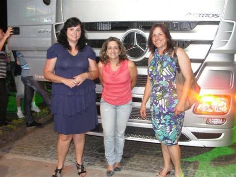 Lançamento do ACTROS, o gigante em tecnologia da Mercedes-Benz