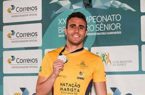 Nadador de Criciúma conquista a prata no Torneio Open de Natação