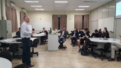 Conexão Criciúma Empreendedora visita instituições no município