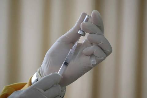 Vacina: entenda o que é a 'dose zero' para bebês