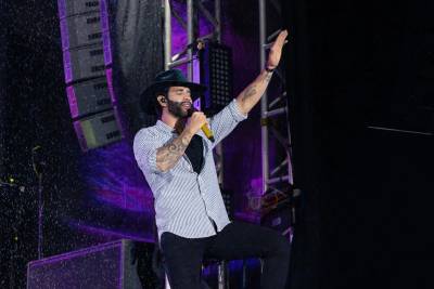 Fotos: mais de 9 mil pessoas acompanharam show de Gusttavo Lima em Criciúma