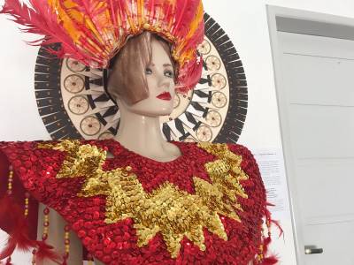 Paço Municipal recebe exposição carnavalesca 