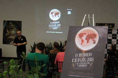 Workshop reúne apreciadores de cervejas