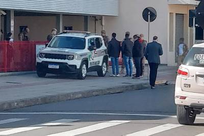 Suposto artefato explosivo mobiliza PM no Centro de Criciúma