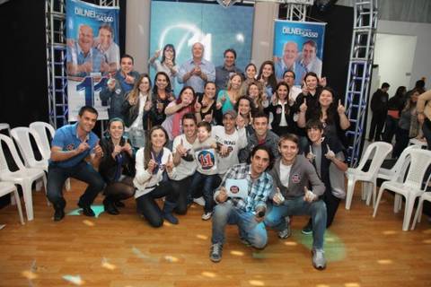 Dilnei e Sasso promovem encontro com juventude