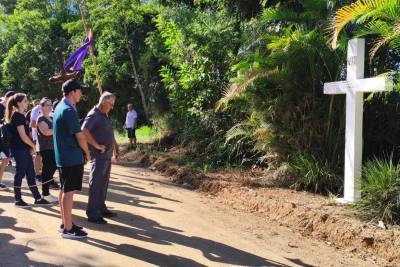 Na Semana Santa, caminho de fé que revive os passos de Jesus ganha destaque em Cocal do Sul