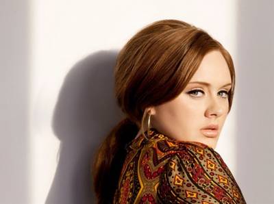 Adele, 23 anos e recordes históricos