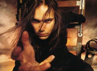 Ex-vocalista do Iron Maiden fará show em Laguna