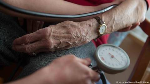 Mulher de 113 anos sobrevive à covid-19 na Espanha