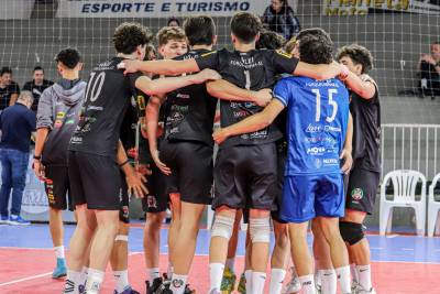 Vôlei de Forquilhinha conquista vaga na etapa estadual dos Joguinhos Abertos de SC